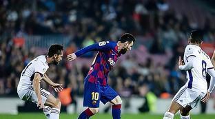 两队的竞争 两队的竞争